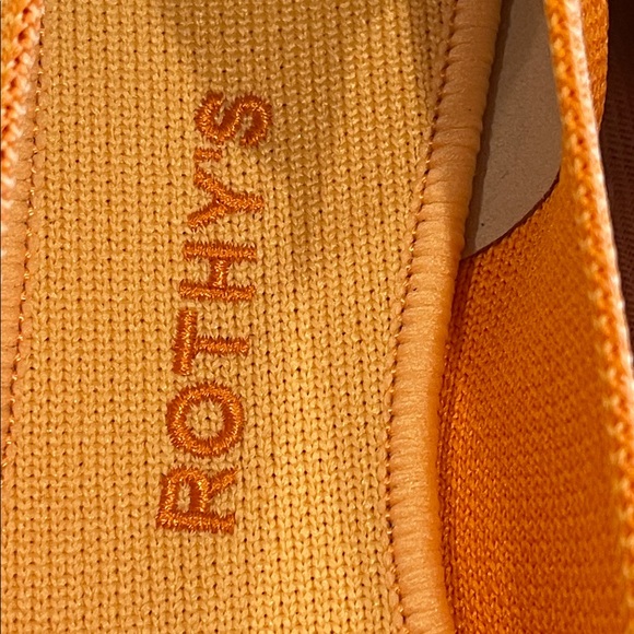 Rothy’s Tangerine Flats, with blue trim on back SZ 8 EUC - Picture 10 of 11
